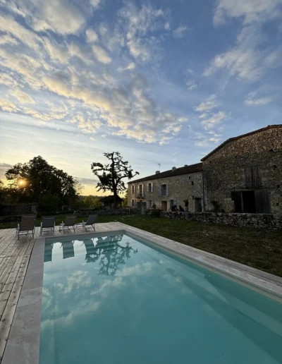 A swimmingpool ideal for South of France holidays